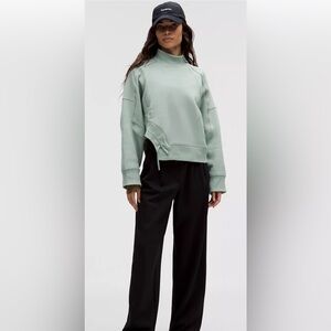 LULULEMON $138 Plush Fleece Curved Hem Pullover silver blue 6